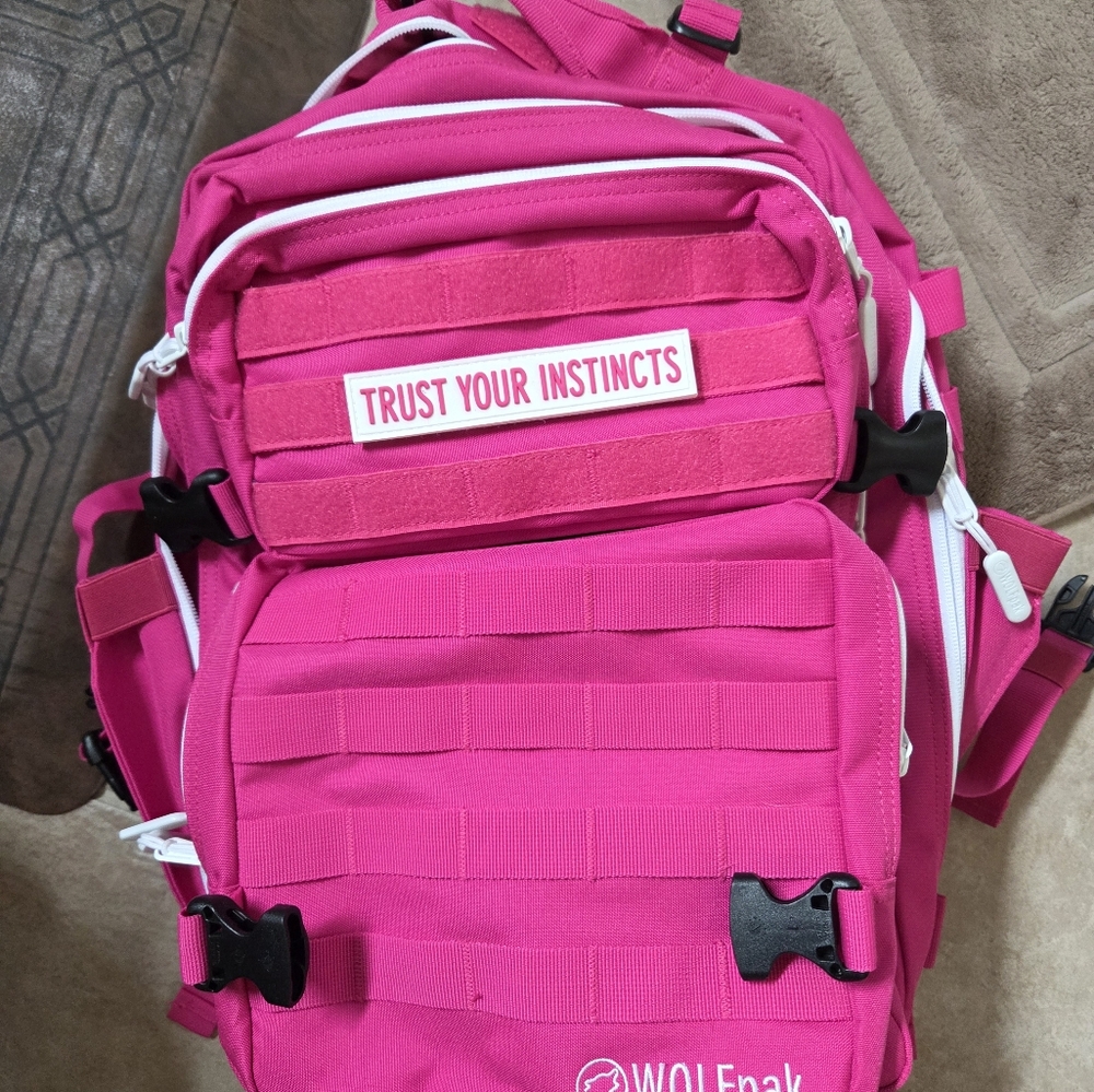 WolfPak 25L Pink Backpack